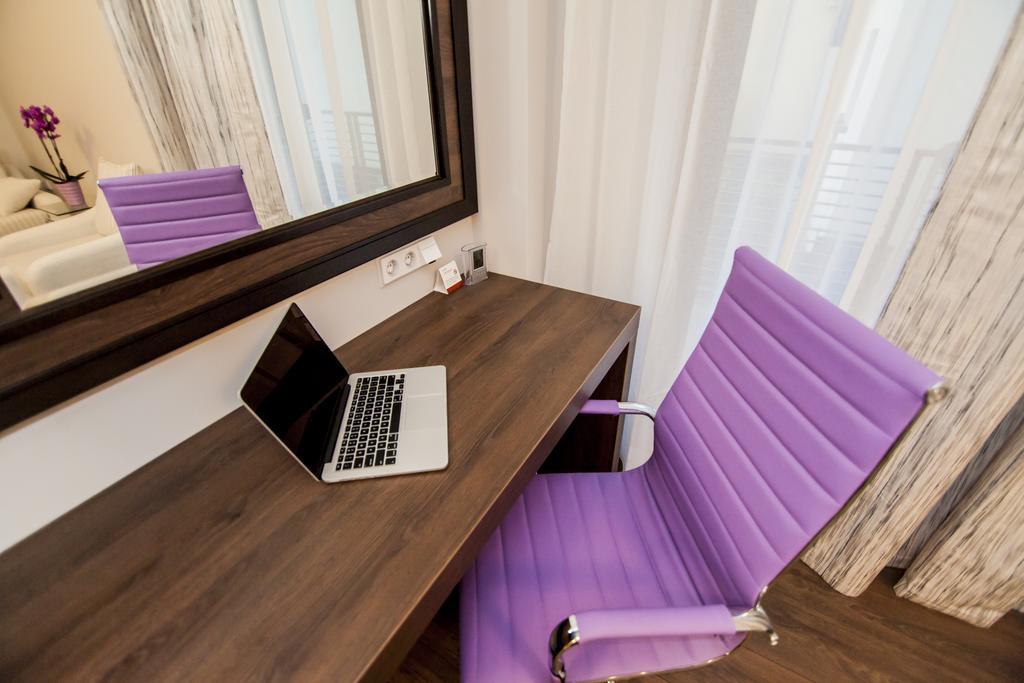 Cluj Business Class Exteriör bild