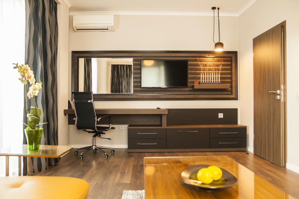 Cluj Business Class Exteriör bild